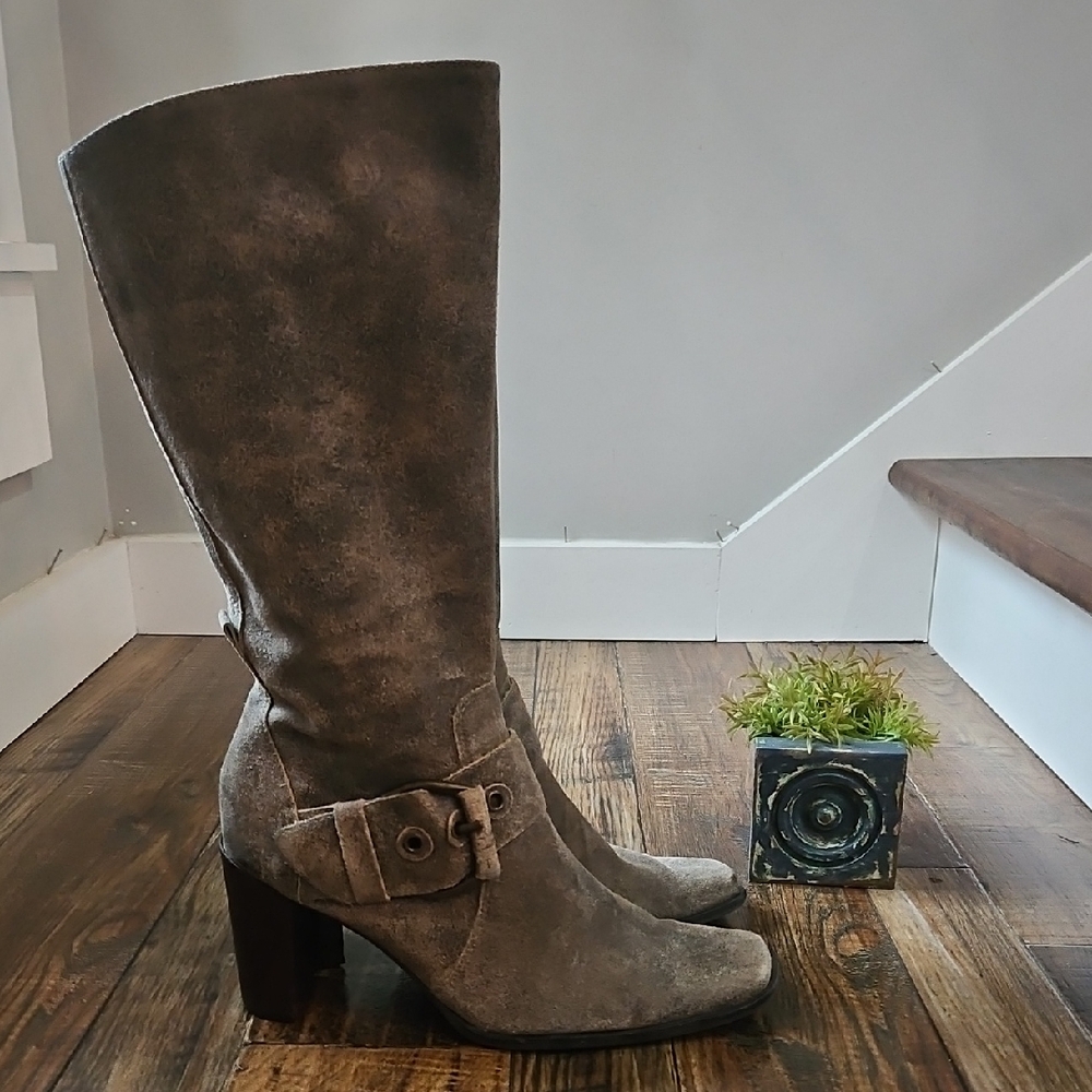 Liz Claiborne‎ Flex Women's Taupe Distressed Leather Heeled Boots